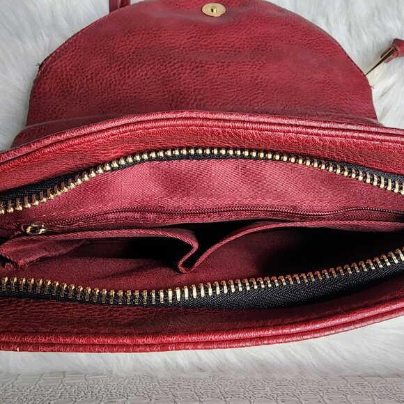 Under One Sky crimson faux leather crossbody hobo bag - Picture 9 of 10